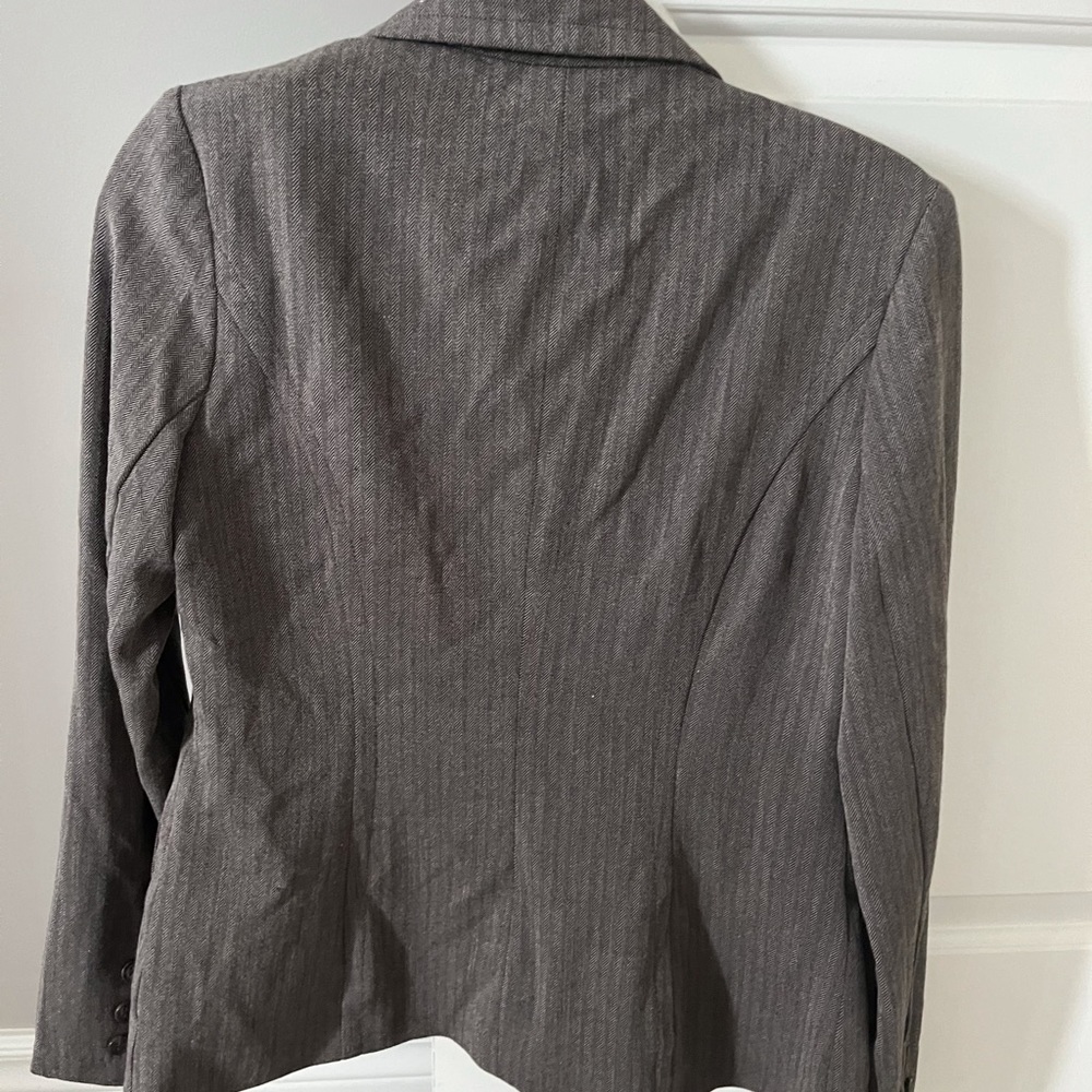 Blazer - Picture 4 of 4